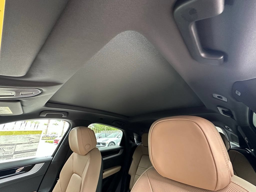 Used 2026 Porsche Cayenne S AWD/4WD image 25