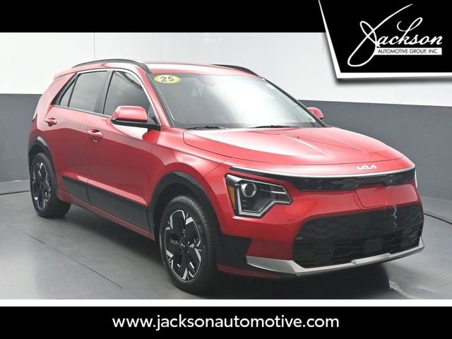 Used 2025 Kia Niro Wind FWD image 1