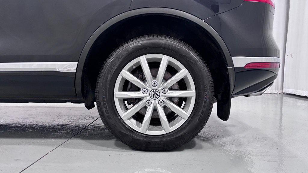 Used 2016 Volkswagen Touareg VR6 AWD/4WD image 31