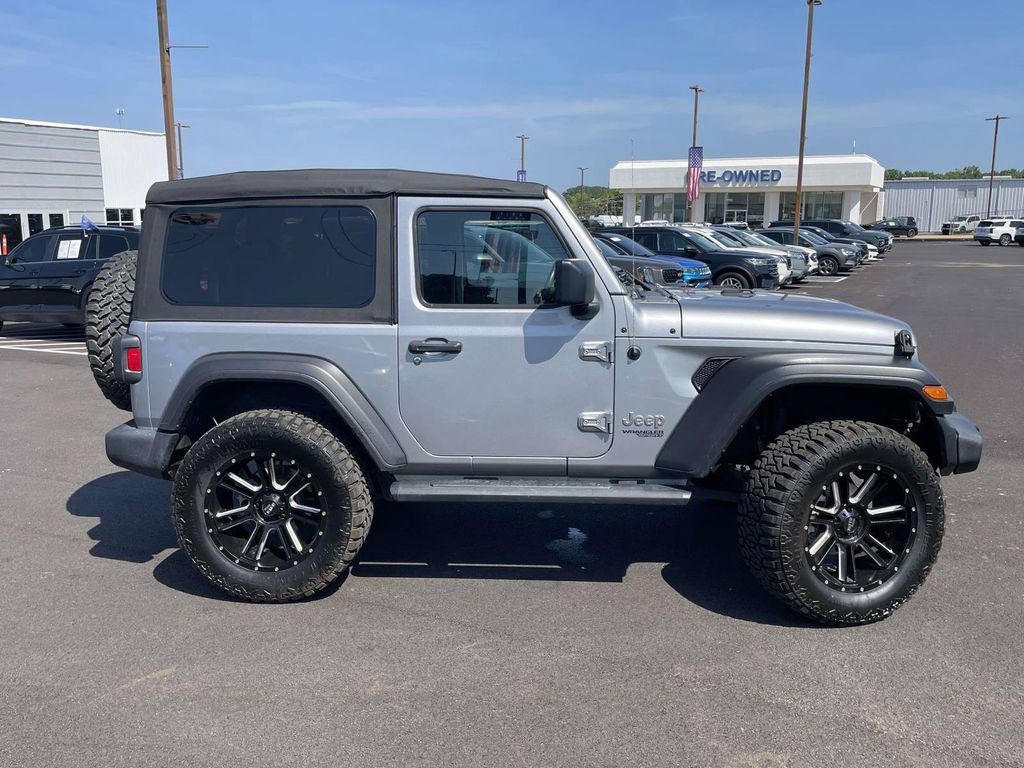 Used 2021 Jeep Wrangler Sport AWD/4WD image 2