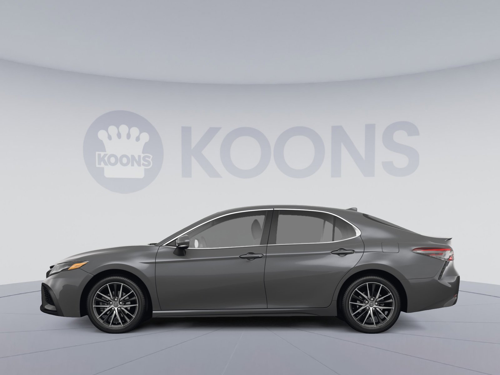 Used 2023 Toyota Camry SE FWD image 2