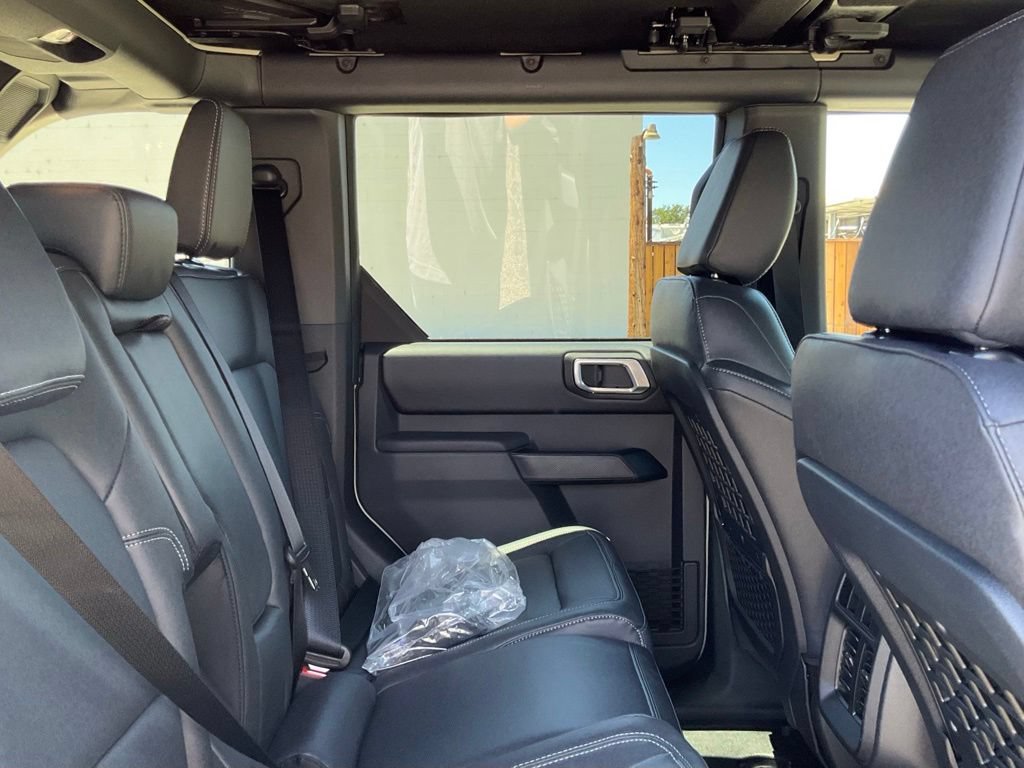 Used 2026 Ford Bronco Badlands AWD/4WD image 28