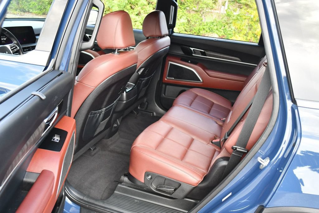Used 2023 Kia Telluride EX FWD image 15