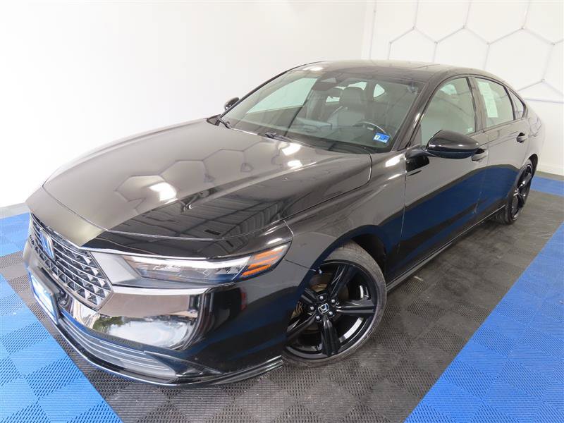 Used 2024 Honda Accord Sport image 4