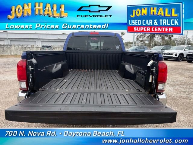 Used 2023 Toyota Tacoma SR5 RWD image 10