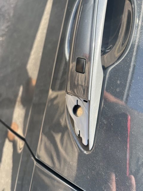 Used 2023 Hyundai Elantra Blue image 13