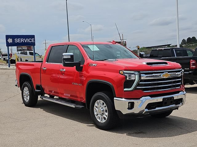 Used 2024 Chevrolet Silverado 2500 LTZ w/ LTZ Convenience Package AWD/4WD image 6