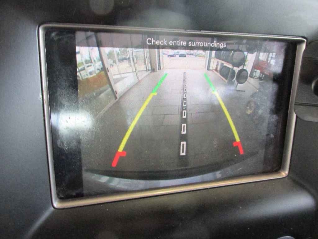 Used 2021 Jeep Grand Cherokee Laredo w/ Security & Convenience Group image 22