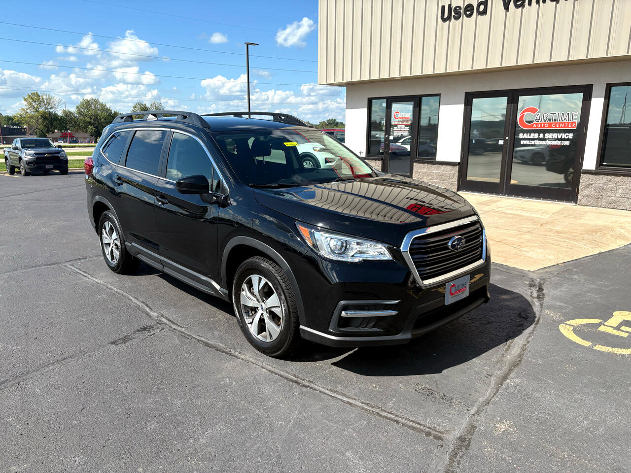 Used 2021 Subaru Ascent Premium image 2