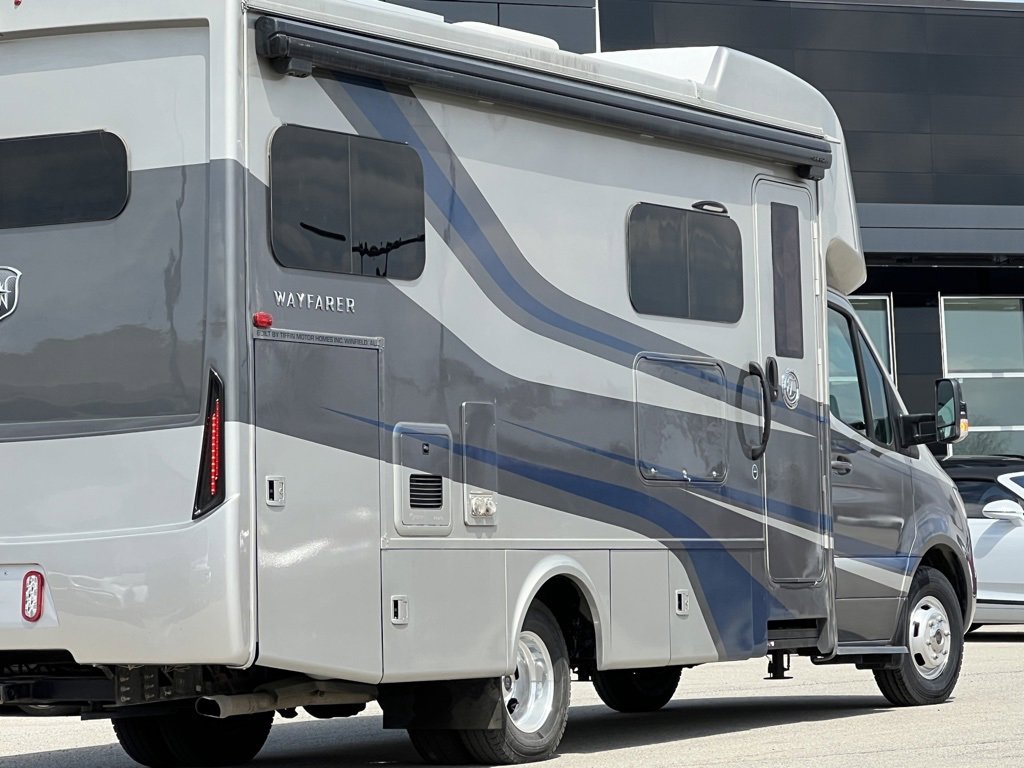 Used 2020 Mercedes-Benz Sprinter 3500 image 8