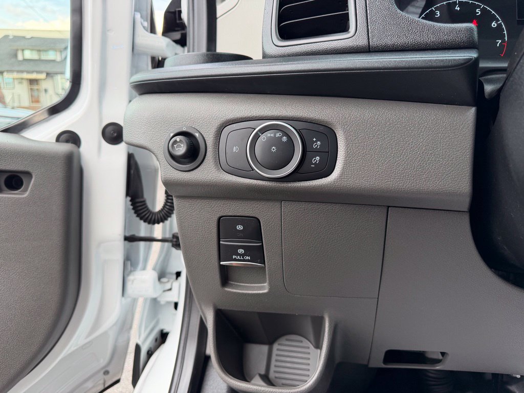 Used 2025 Ford Transit 250 Low Roof w/ Exterior Upgrade Package RWD image 19