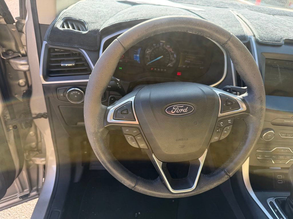 Used 2018 Ford Edge SEL w/ Equipment Group 201A FWD image 5