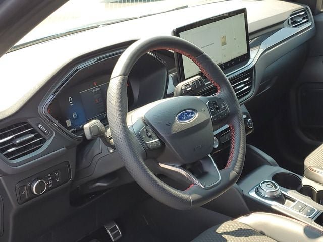 Used 2024 Ford Escape ST-Line w/ Tech Pack #1 AWD/4WD image 7