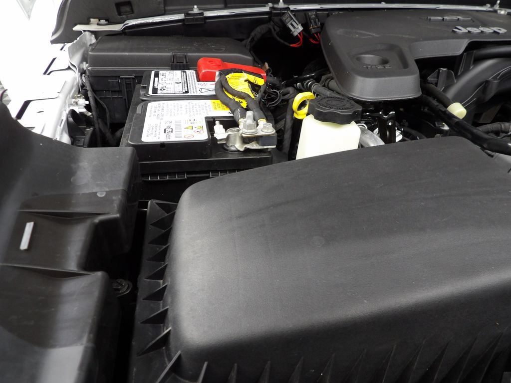 Used 2021 Jeep Gladiator Sport AWD/4WD image 27