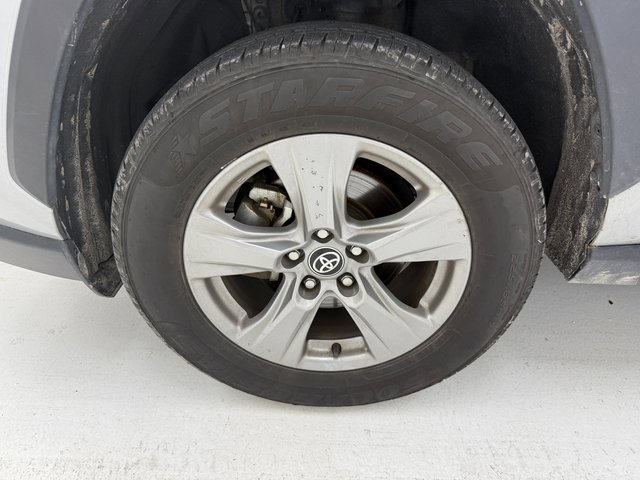 Used 2024 Toyota RAV4 XLE image 7