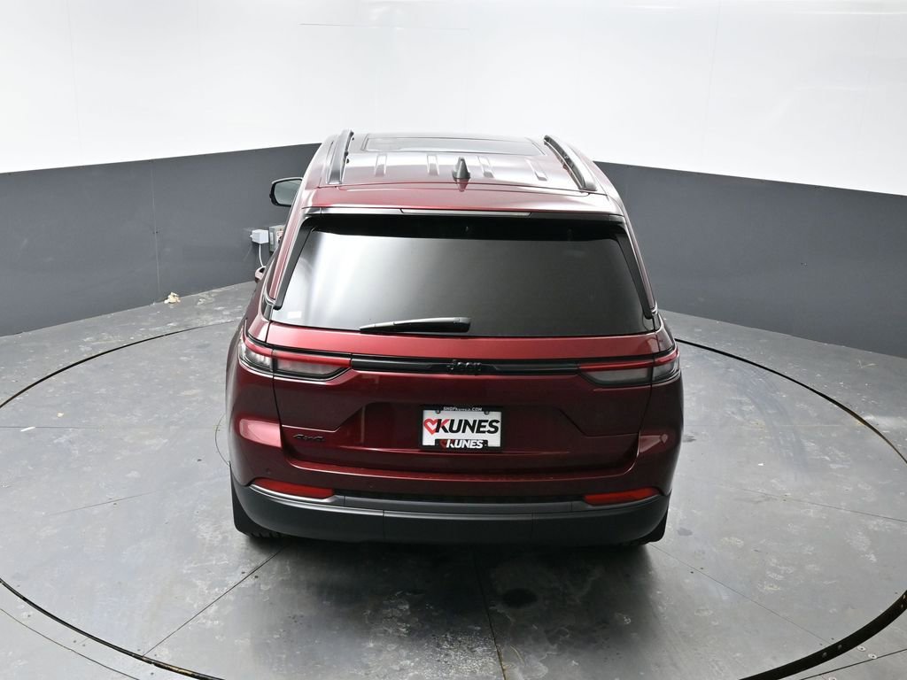 New 2026 Jeep Grand Cherokee Limited w/ Limited Altitude Package image 35