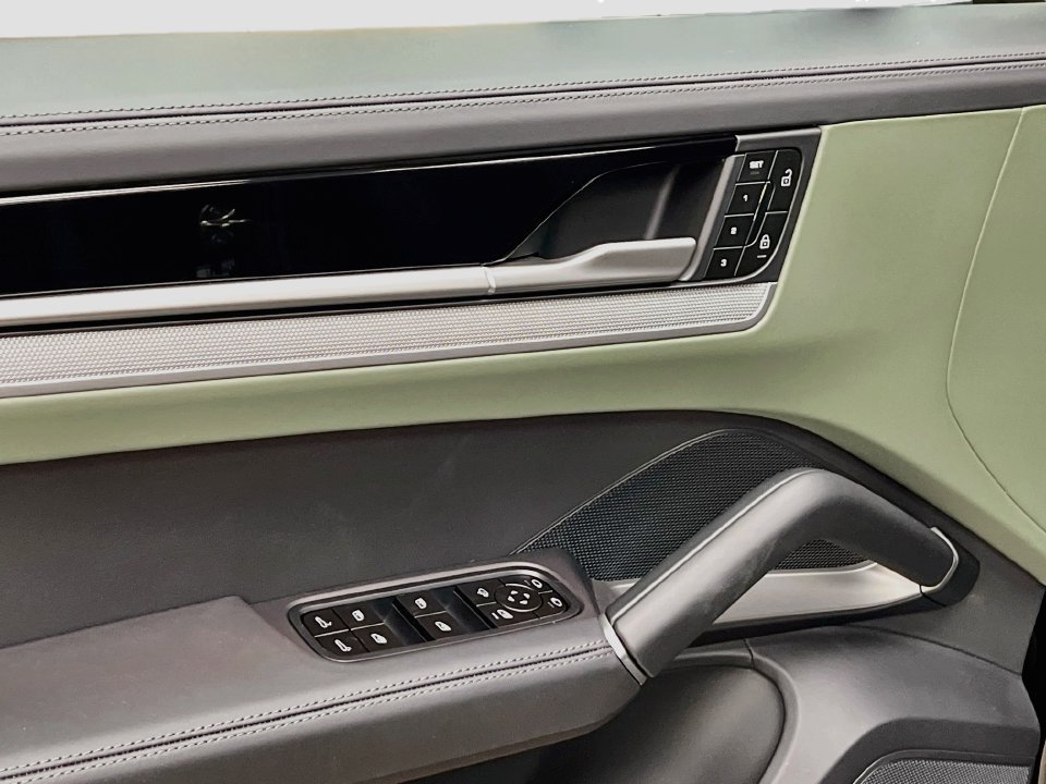 New 2026 Porsche Cayenne AWD/4WD image 20