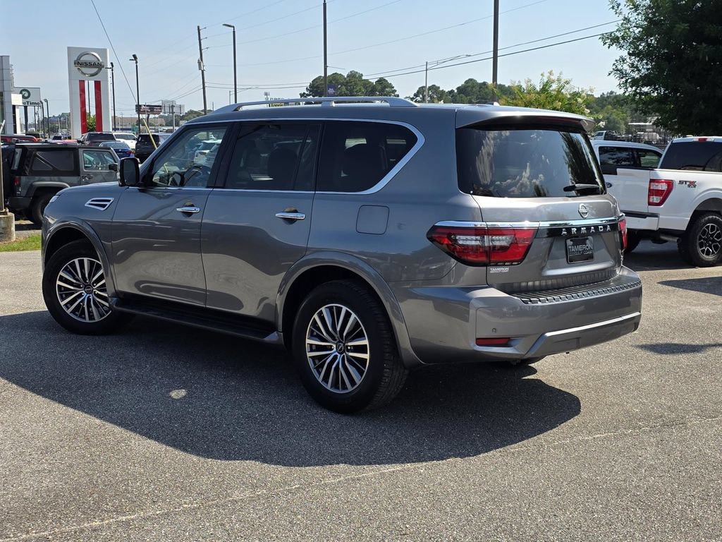 Used 2024 Nissan Armada SL w/ Captain's Chairs Package AWD/4WD image 5