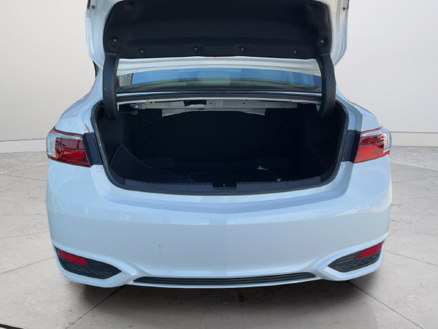 Used 2017 Acura ILX FWD image 24