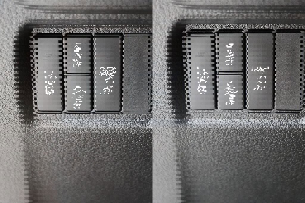 Used 2025 Honda Ridgeline Sport image 27