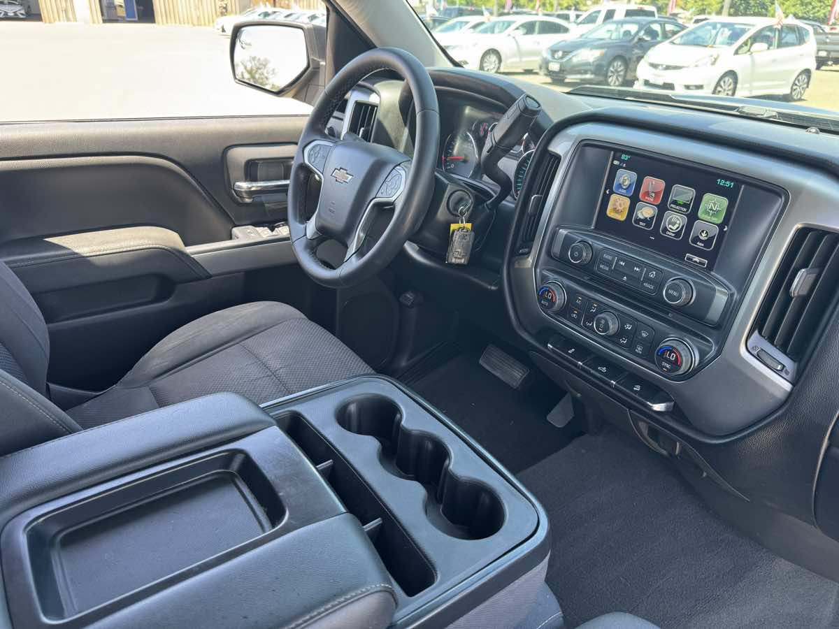 Used 2018 Chevrolet Silverado 1500 LT w/ All Star Edition AWD/4WD image 16