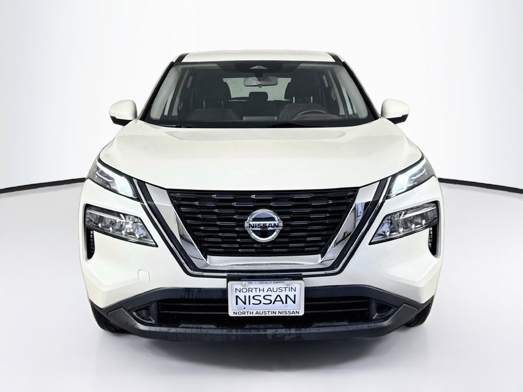 Used 2021 Nissan Rogue SV AWD/4WD image 2