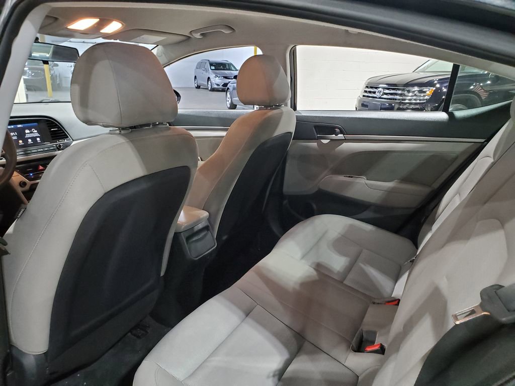 Used 2018 Hyundai Elantra SEL image 21