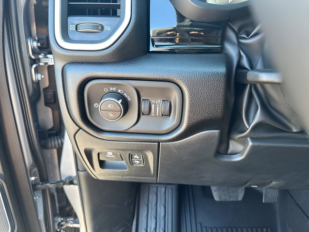 New 2026 RAM 1500 Laramie w/ Night Edition image 28