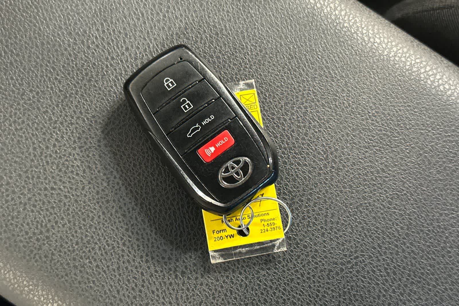 Used 2025 Toyota Camry LE FWD image 25