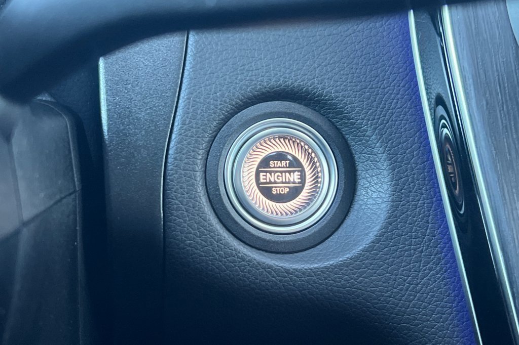 Used 2022 Mercedes-Benz GLC 300 4MATIC image 19