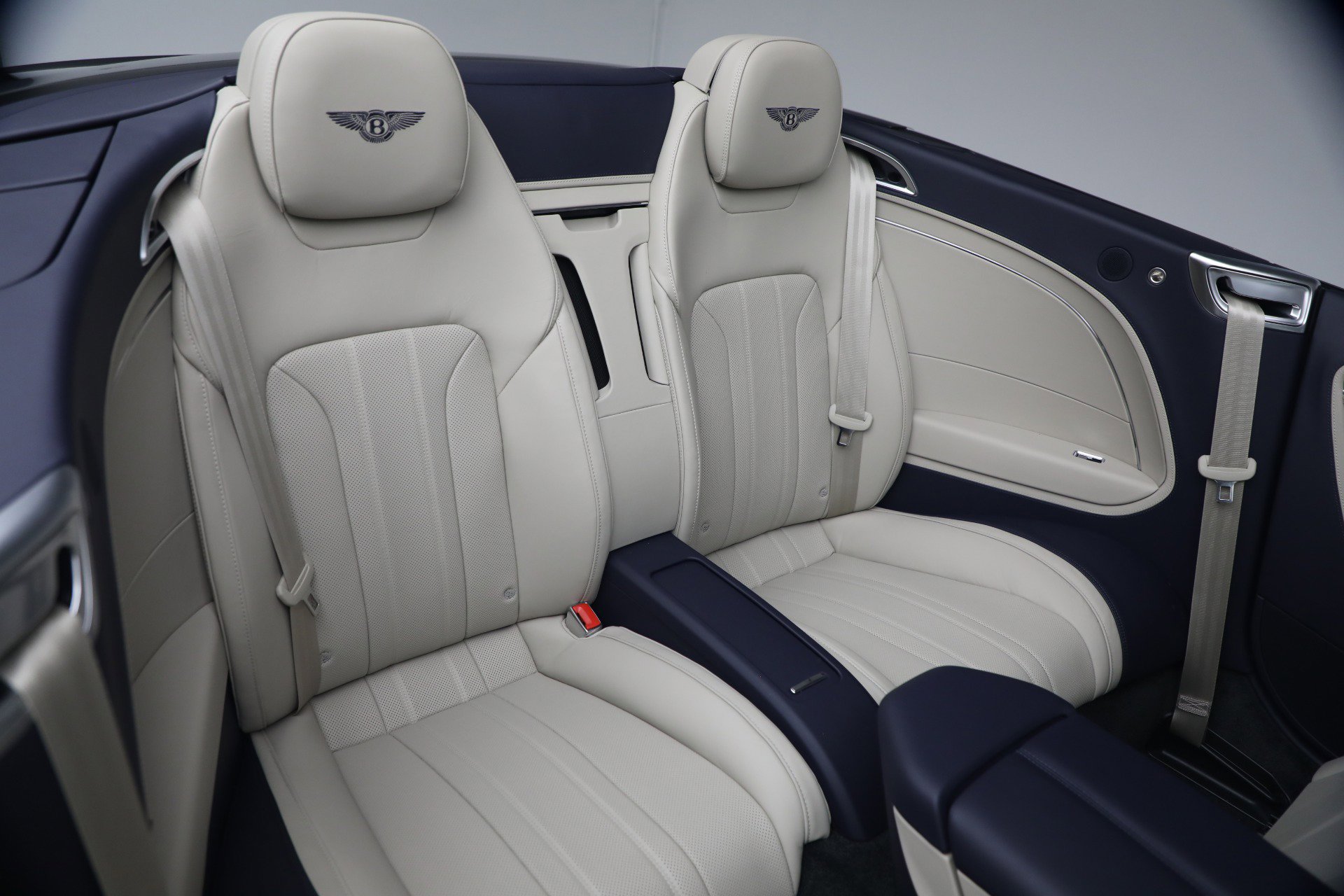 New 2026 Bentley Continental GTC AWD/4WD image 30