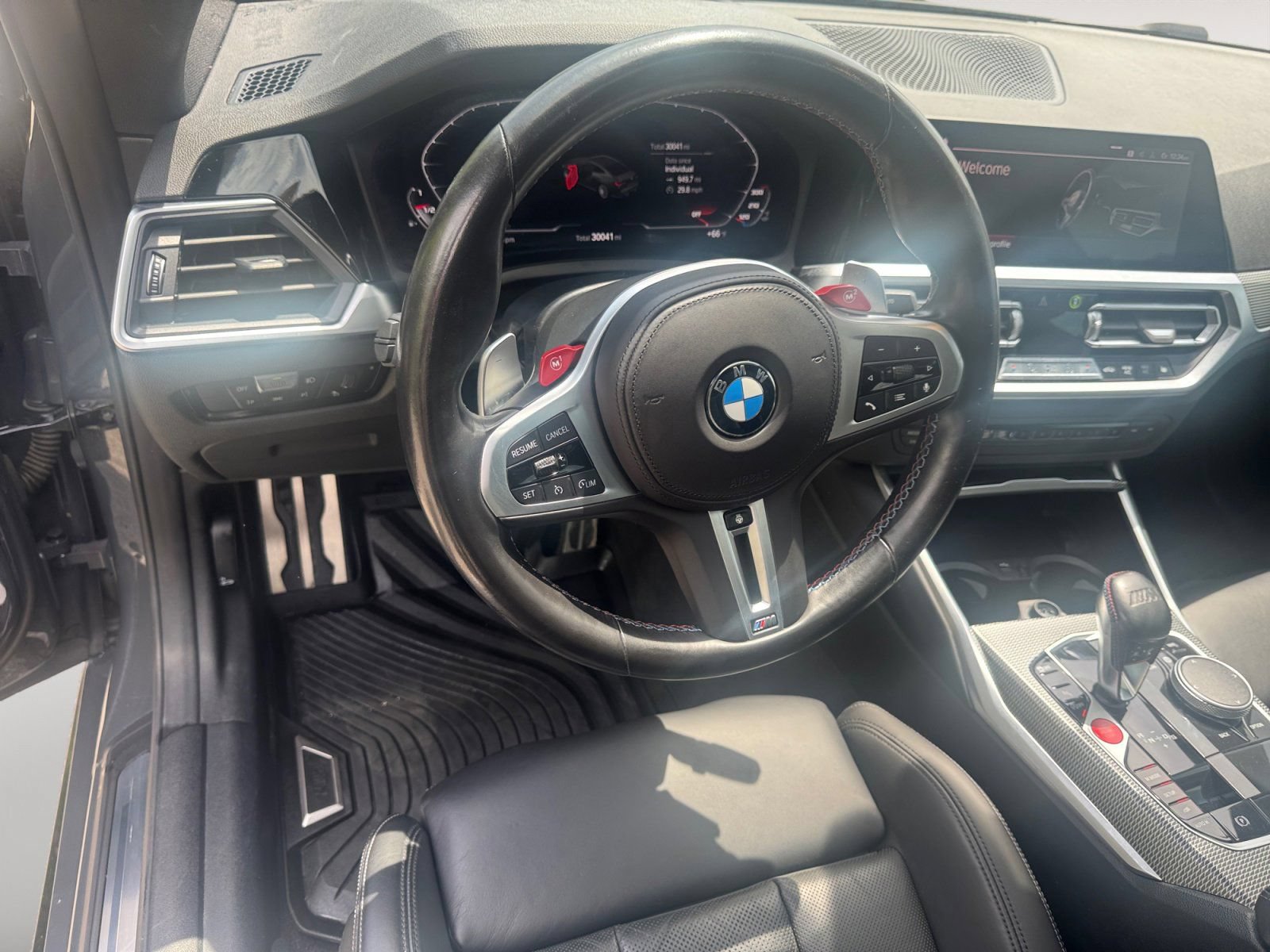 Used 2022 BMW M4 Competition w/ Executive Package RWD image 18