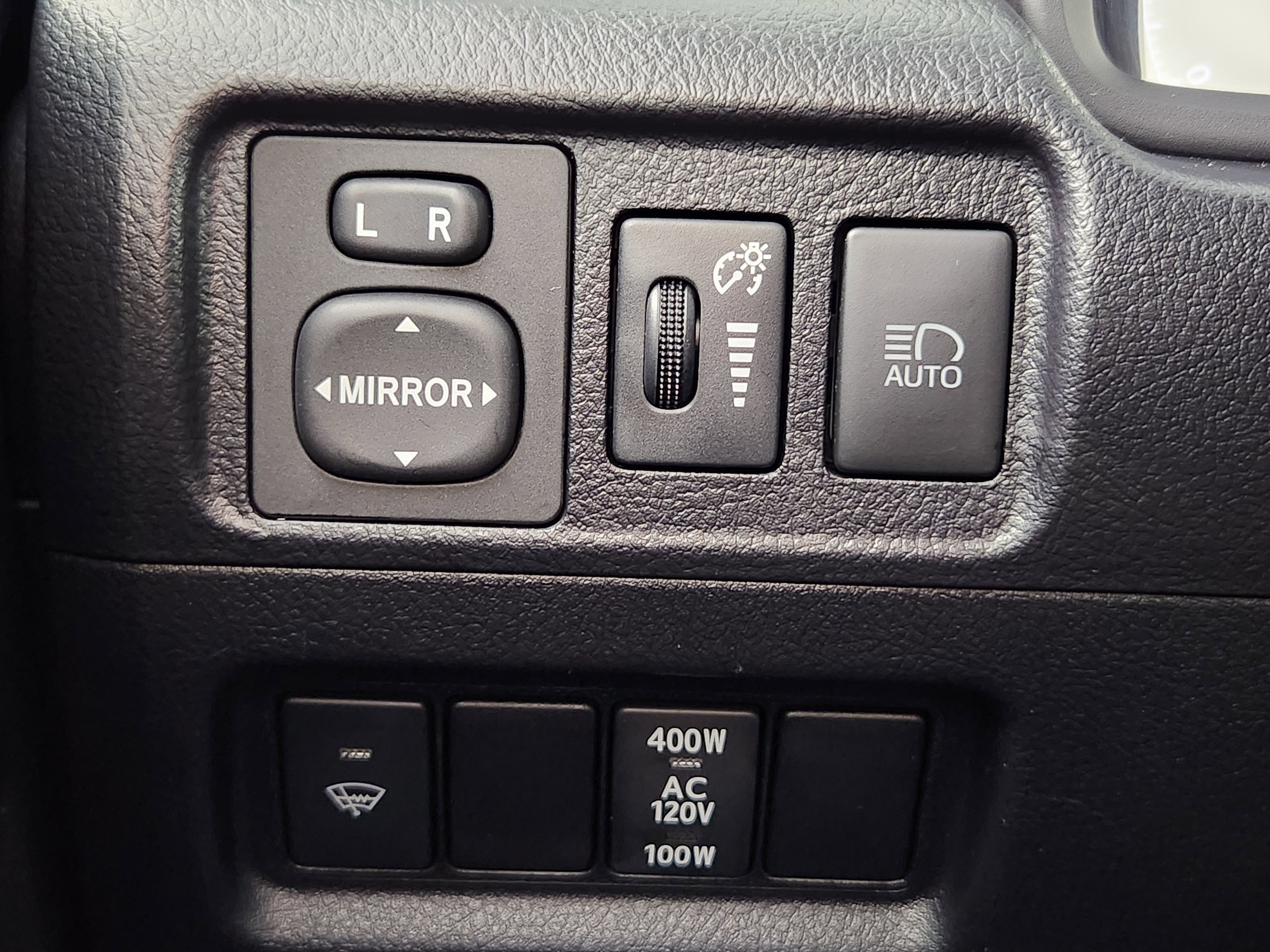 Used 2021 Toyota 4Runner SR5 Premium w/ Moonroof Package image 27