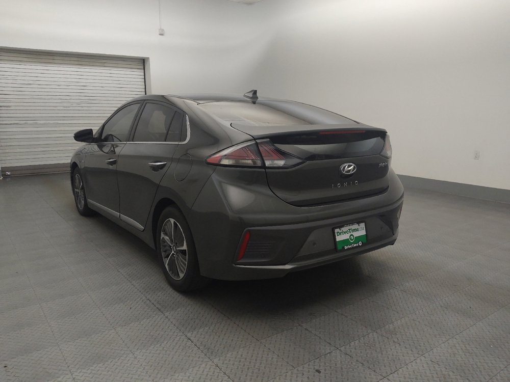 Used 2020 Hyundai Ioniq Limited FWD image 5