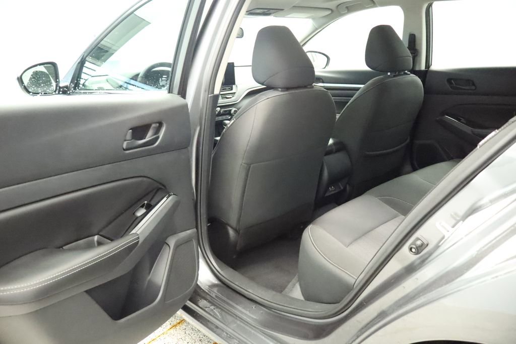 Used 2023 Nissan Altima 2.5 SV w/ SV Premium Package AWD/4WD image 20