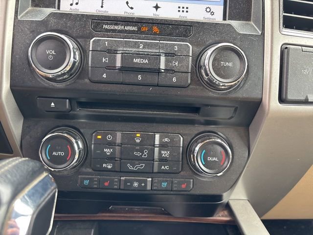 Used 2017 Ford F150 Lariat w/ Equipment Group 501A Mid image 21