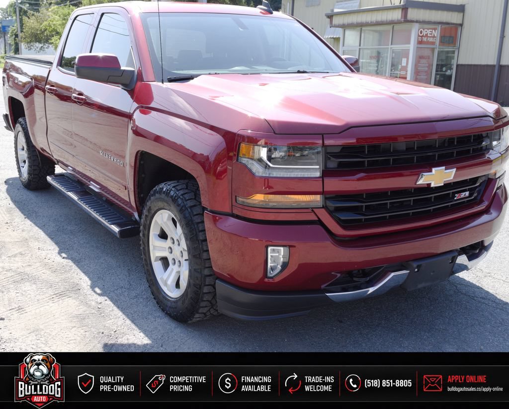 Used 2018 Chevrolet Silverado 1500 LT w/ All Star Edition AWD/4WD image 3
