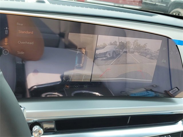 New 2025 Cadillac Lyriq Luxury image 17