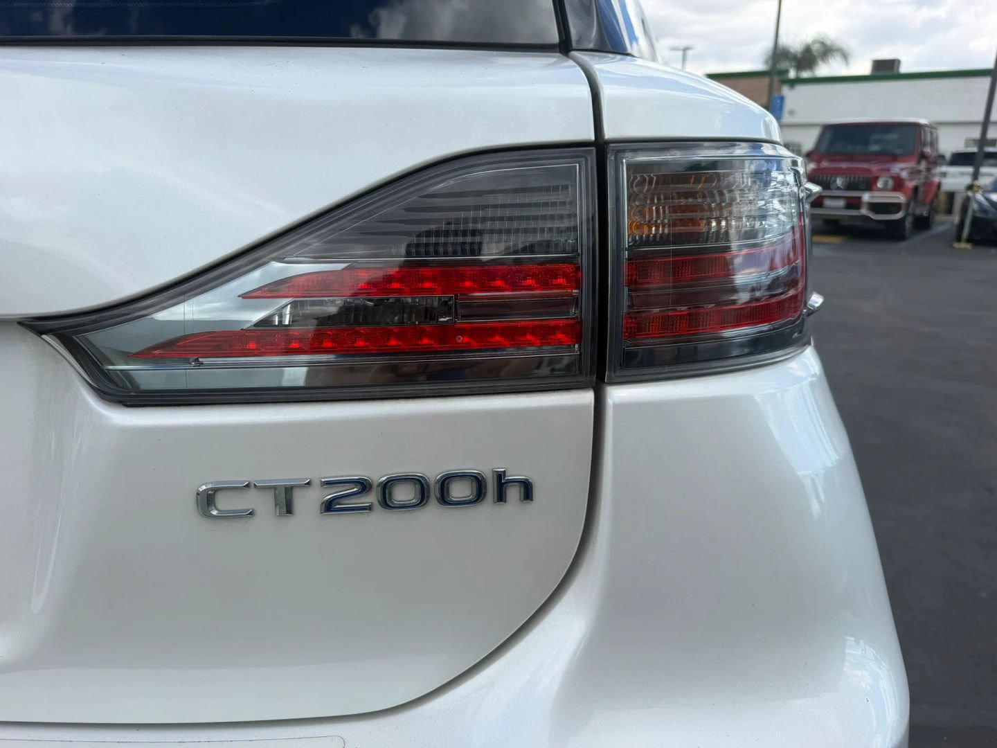 Used 2016 Lexus CT 200h w/ Accessory Package 2 FWD image 10