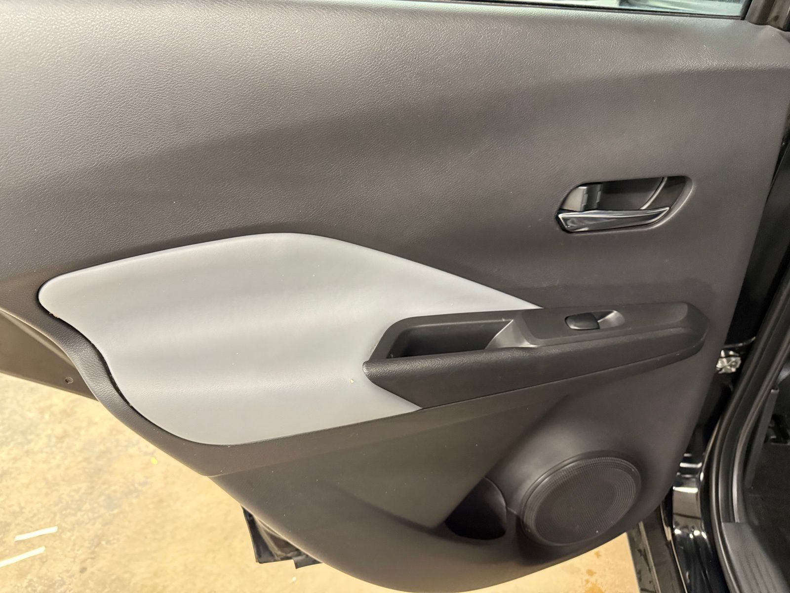 Used 2024 Nissan Kicks SR w/ SR Premium Package FWD image 22