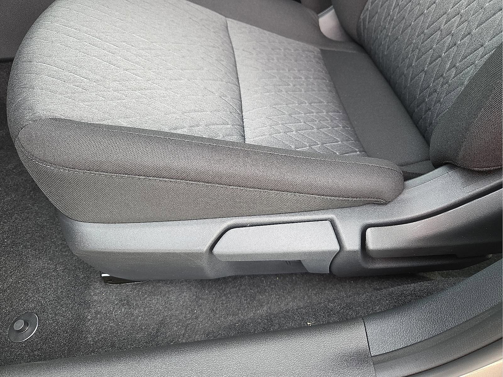 New 2026 Nissan Sentra SV w/ SV Convenience Package FWD image 13
