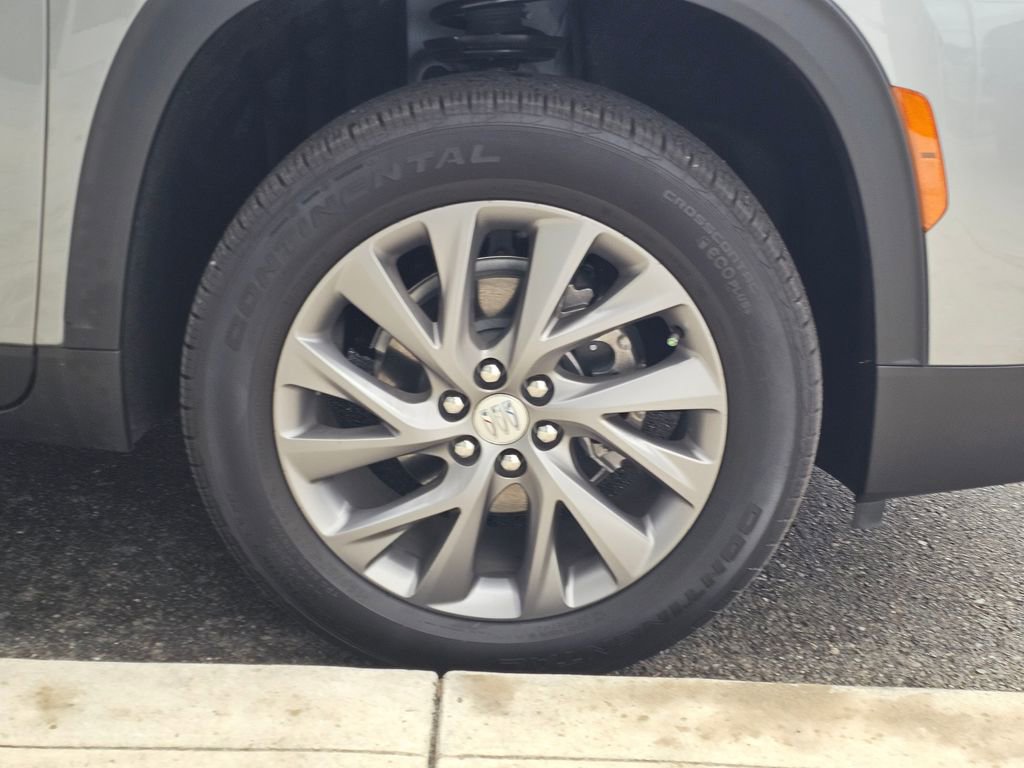 Used 2025 Buick Enclave Preferred w/ Power Package image 9