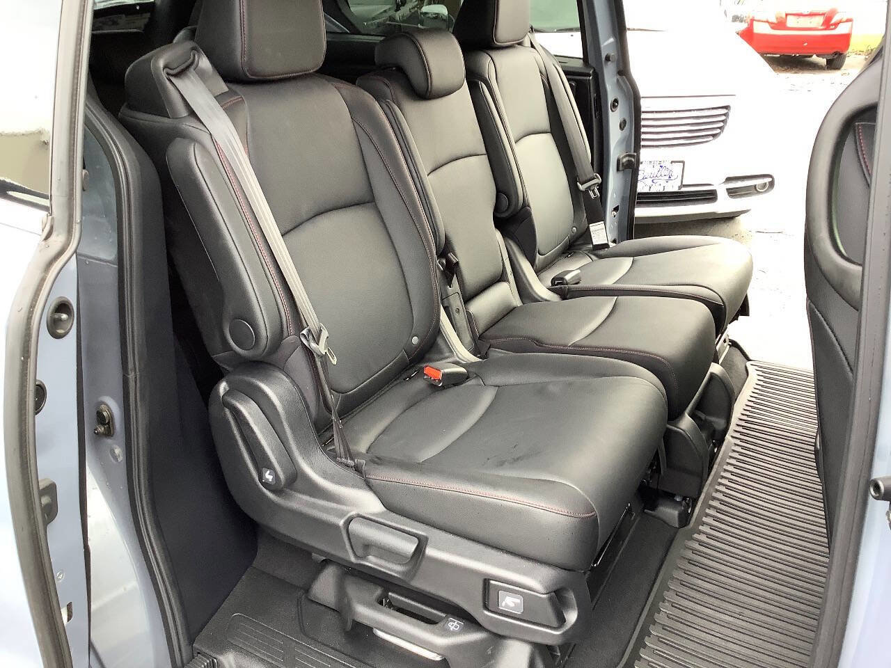 Used 2025 Honda Odyssey Sport-L image 36