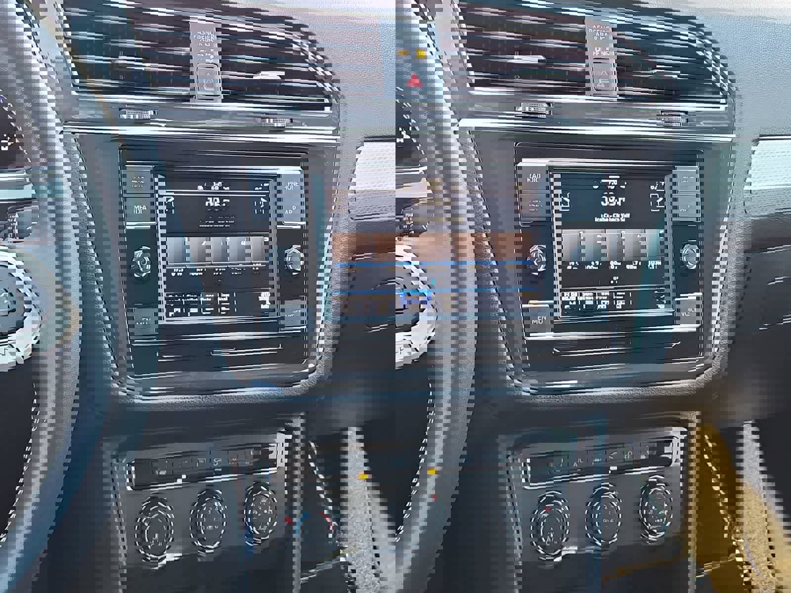 Used 2024 Volkswagen Tiguan S image 27