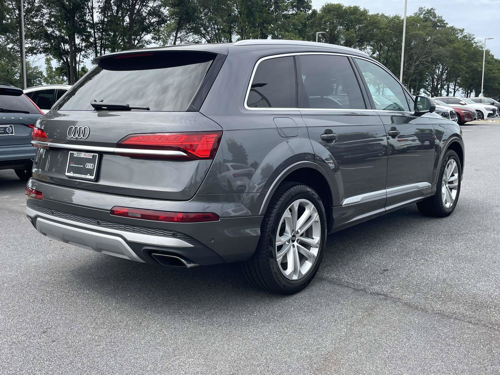 Certified 2025 Audi Q7 2.0T Premium Plus AWD/4WD image 6