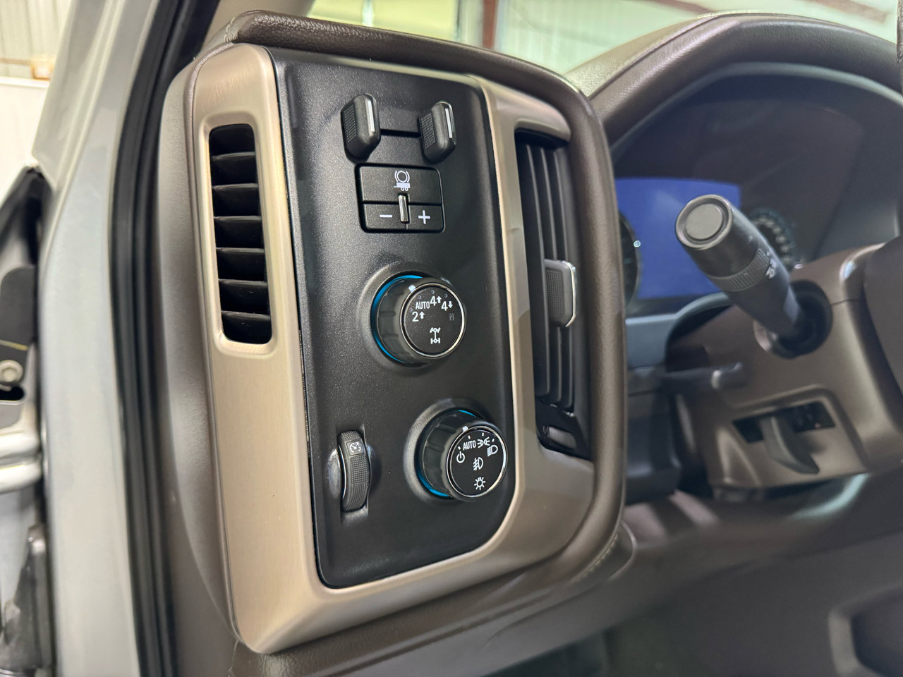 Used 2018 GMC Sierra 1500 Denali w/ Denali Ultimate Package image 26
