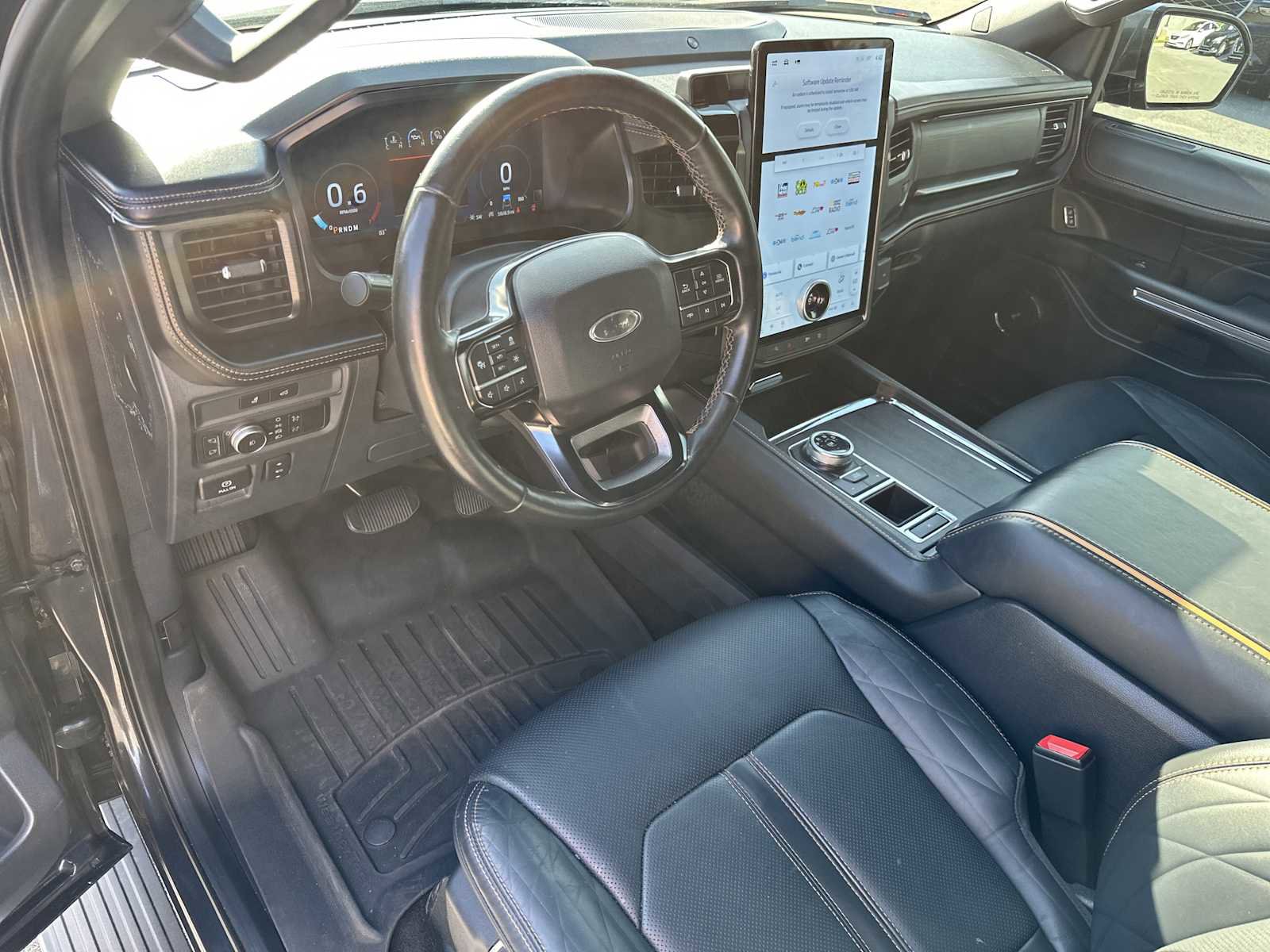 Used 2022 Ford Expedition Platinum image 8