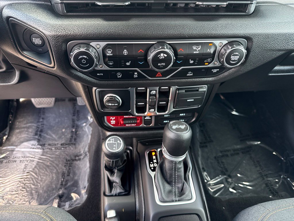 Certified 2025 Jeep Wrangler Unlimited Sport AWD/4WD image 14