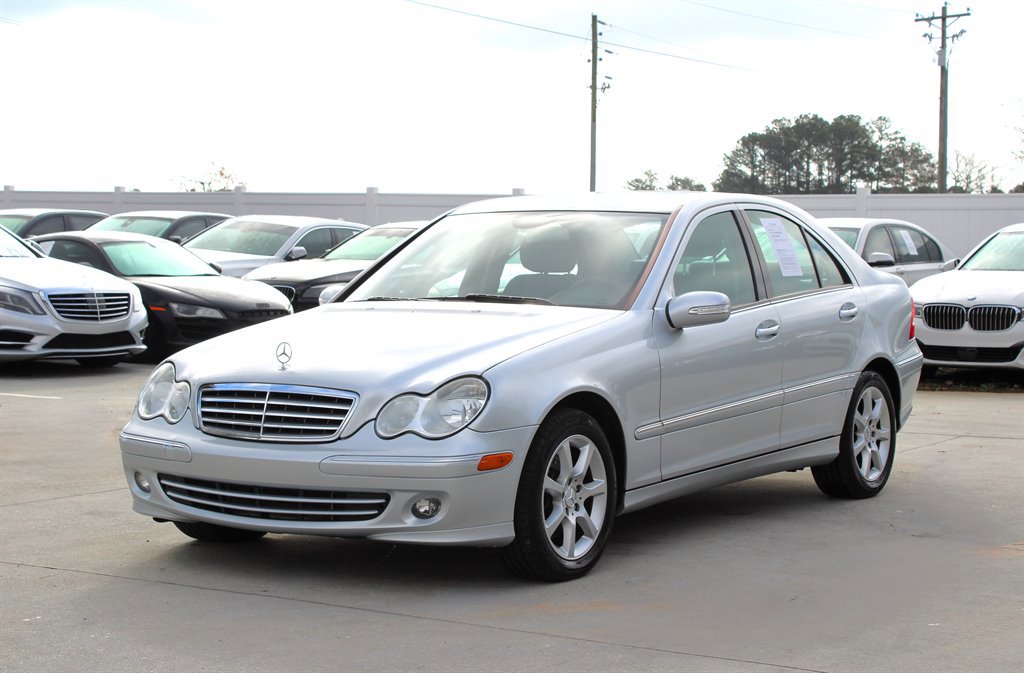 Used 2007 Mercedes-Benz C 280 4MATIC Sedan image 3