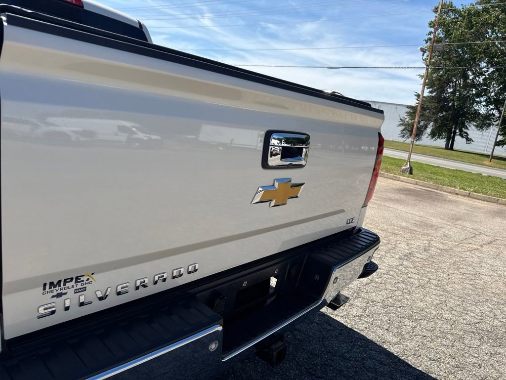 Used 2014 Chevrolet Silverado 1500 LTZ w/ LTZ Plus Package AWD/4WD image 31